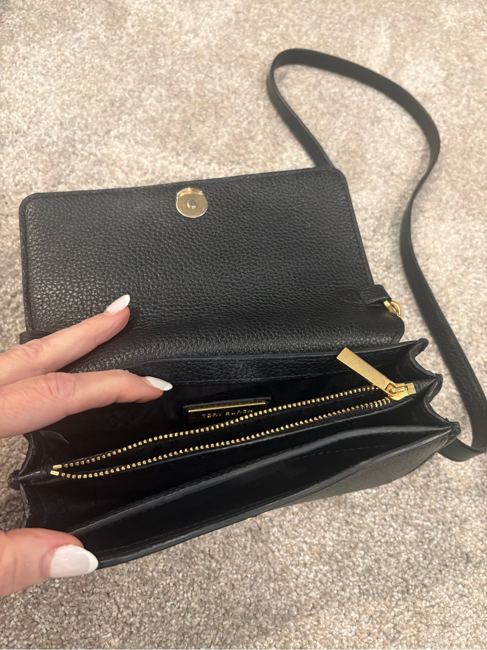 Tory Burch Black Pebbled Leather Crossbody with Gold Logo - Picture 3 of 6